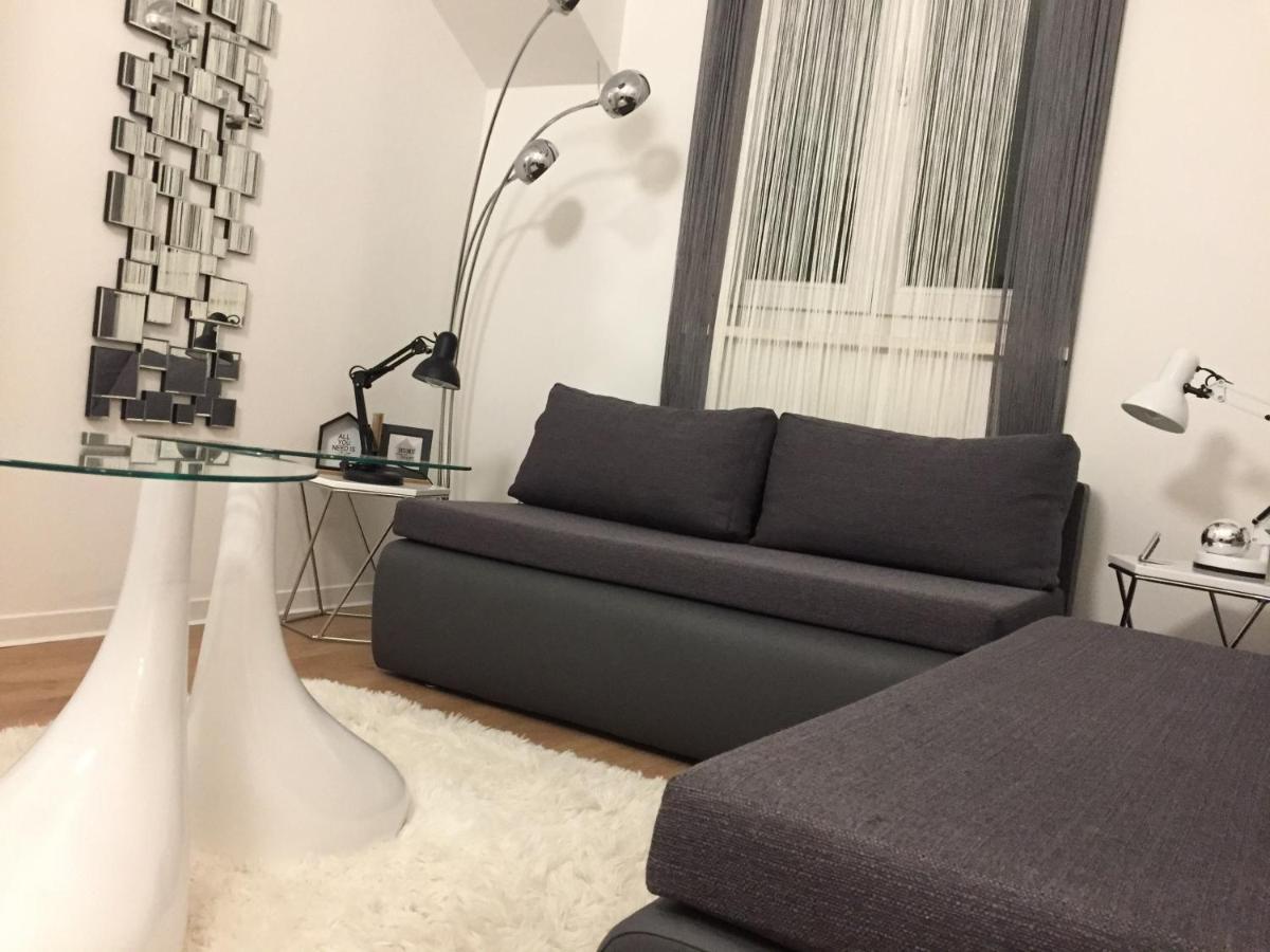 Apartment New Chic ซูเปตาร์ ภายนอก รูปภาพ
