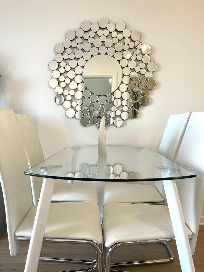 Apartment New Chic ซูเปตาร์ ภายนอก รูปภาพ