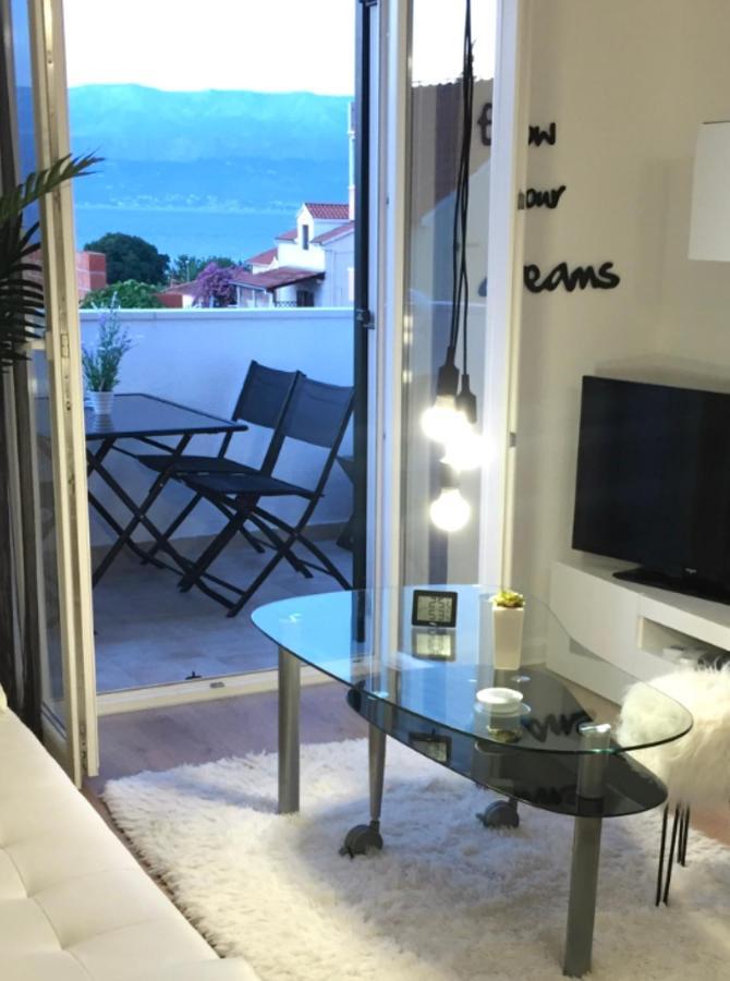 Apartment New Chic ซูเปตาร์ ภายนอก รูปภาพ